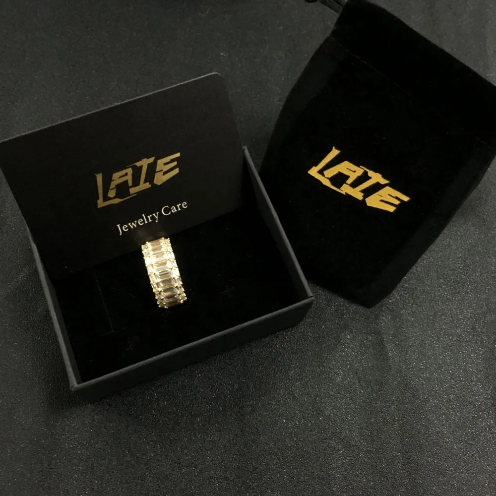 11mm Baguette-Cut Halo Band