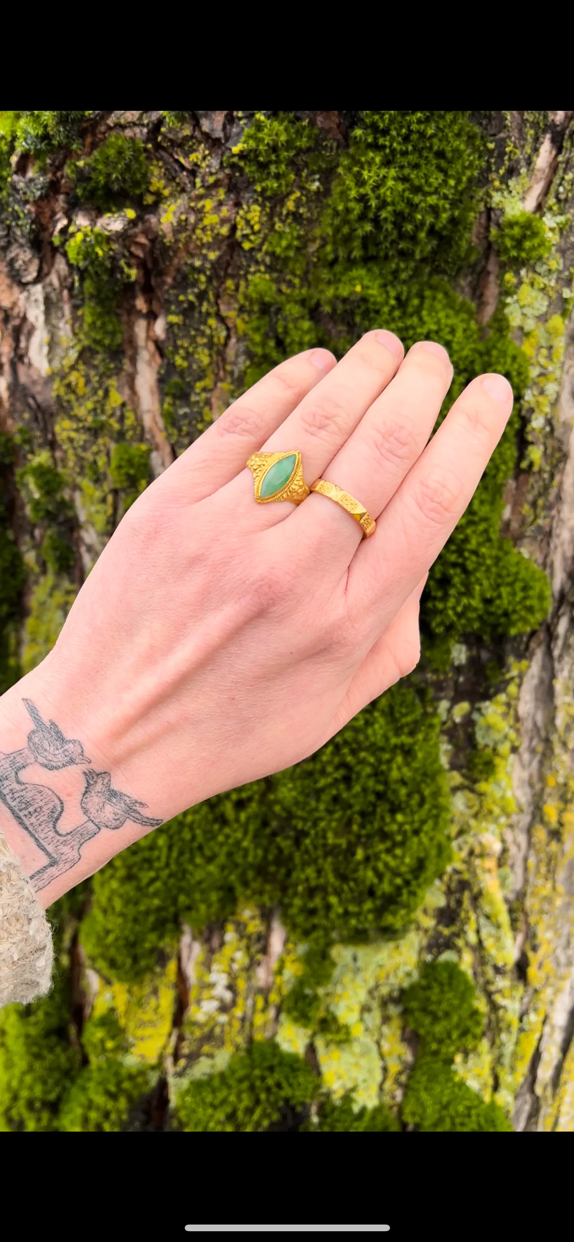 Antique Chinese 22k/24k Gold Jade Navette Ring