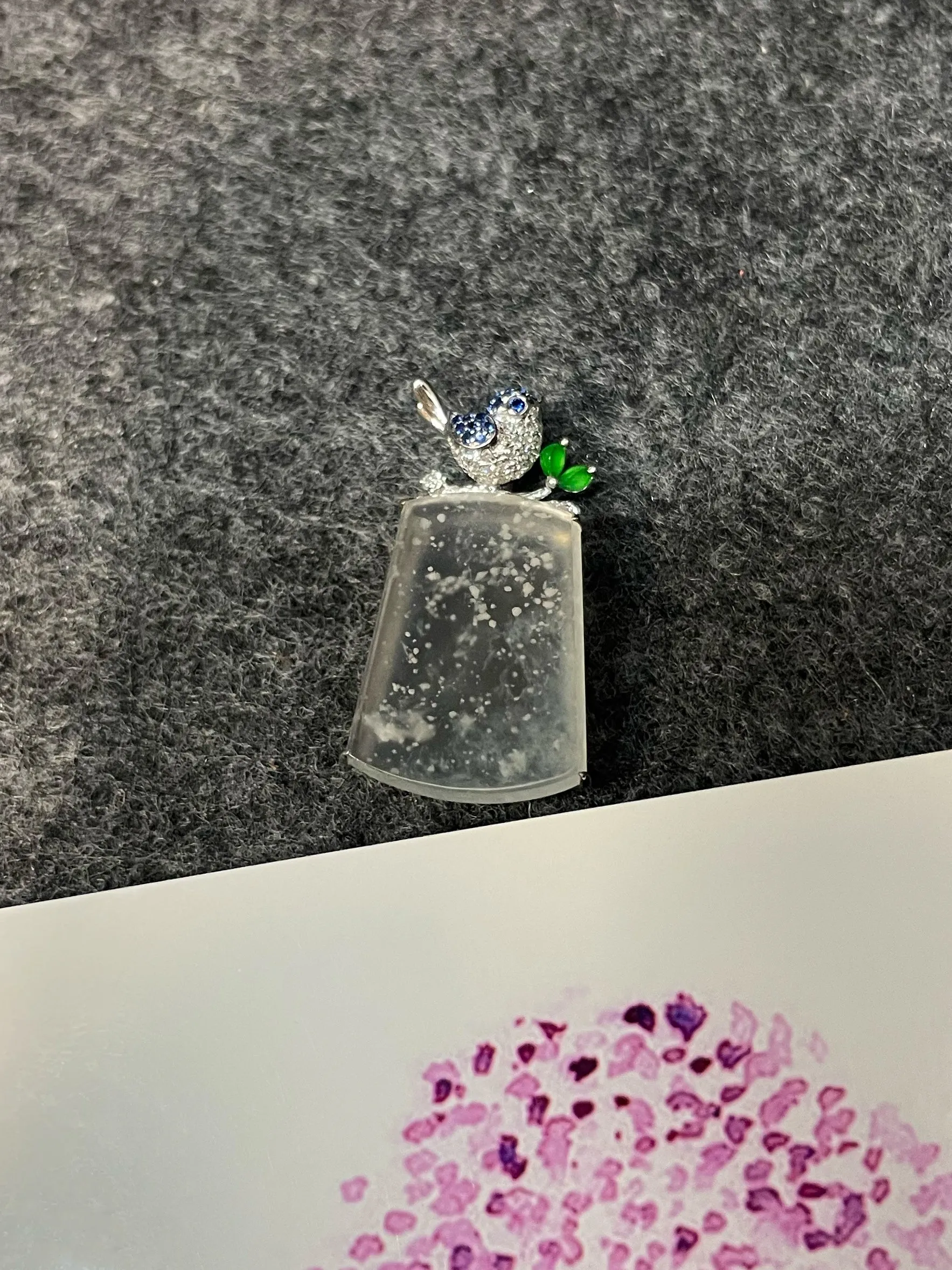 Glassy Jadeite Pendant - 无事牌 (NJP110)
