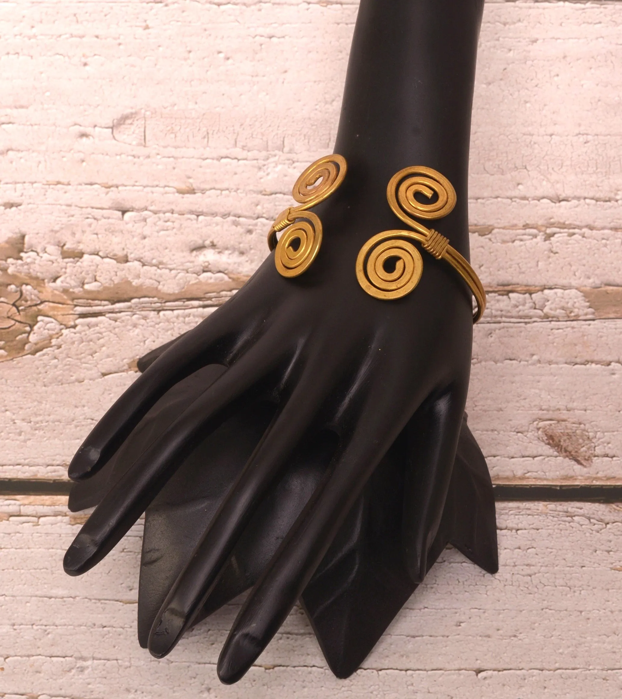 Pallavi Contemporary Dokra Bracelet