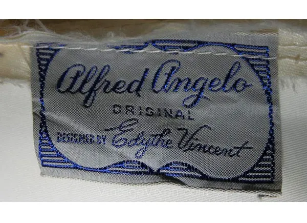 Size 8 Wedding Dress - Haute Hippie 1960s Empire Bridal Gown with Belled Long Sleeves - 60s NOS Deadstock - Bust 35 - Waist 28 - 34124-1