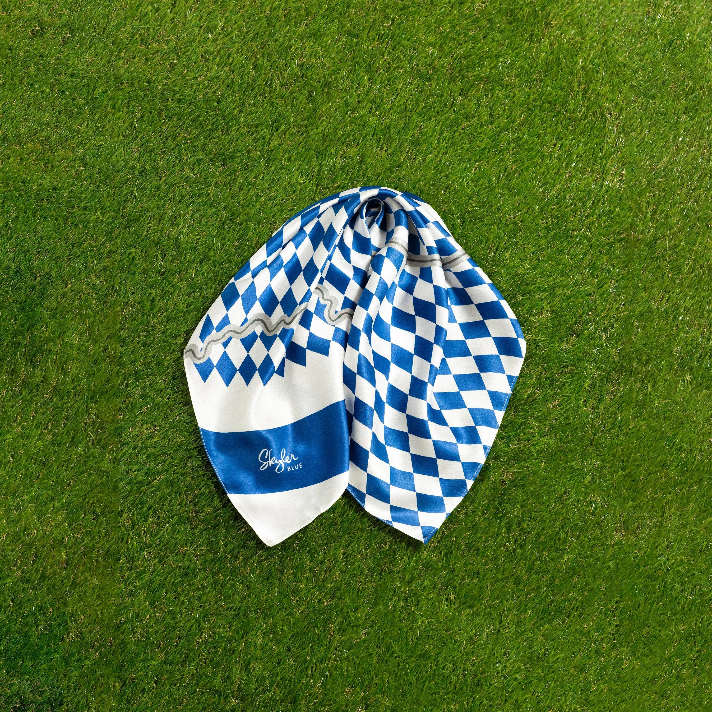 The Lexington Scarf 24in