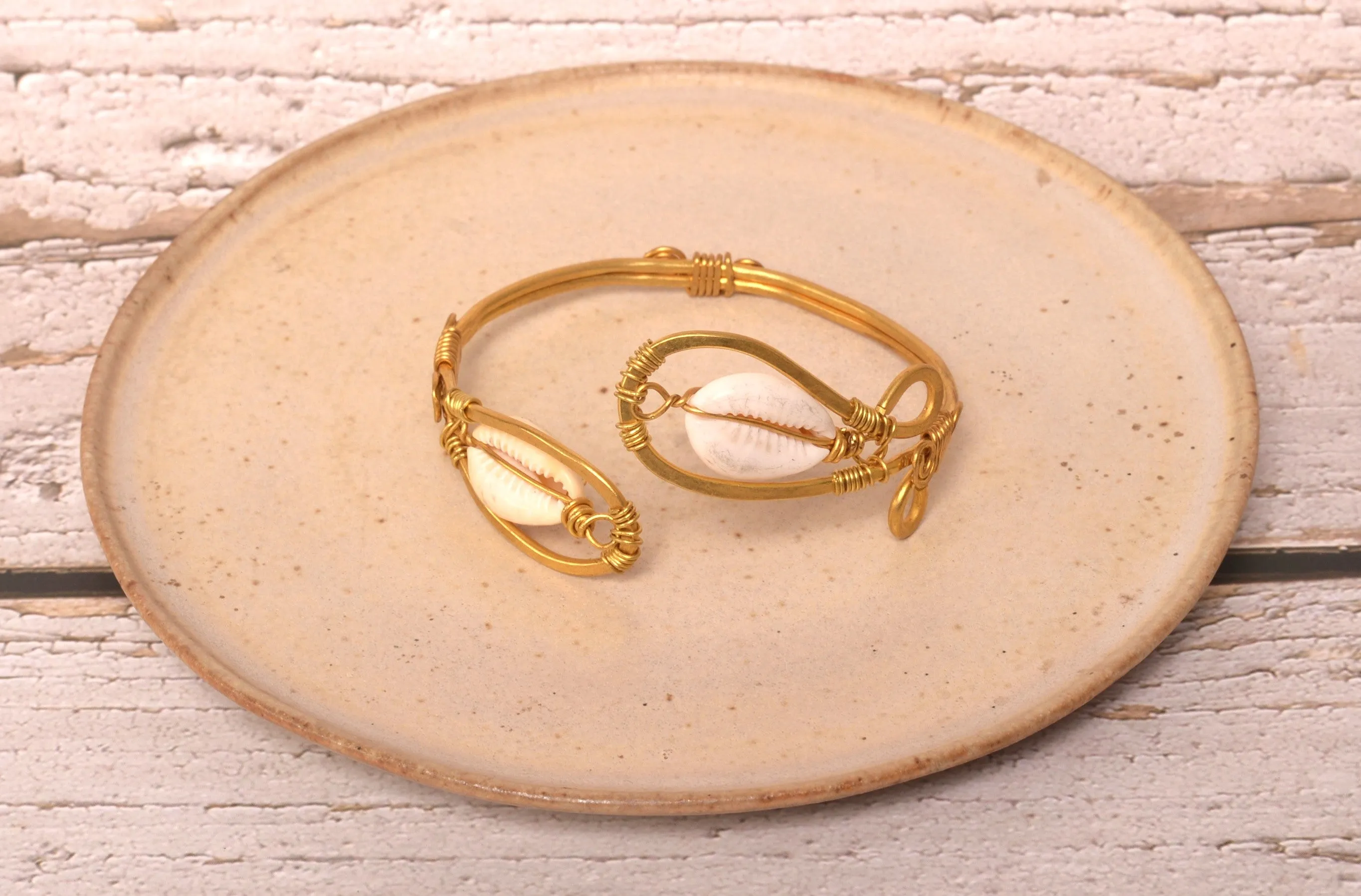 Urishilla Contemporary Dokra Bracelet