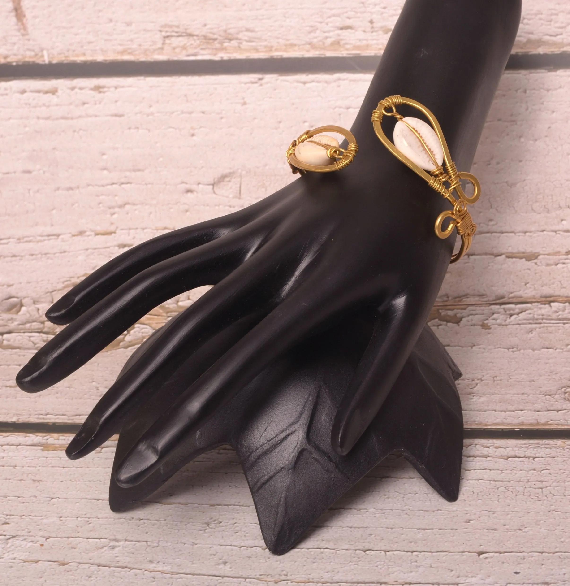 Urishilla Contemporary Dokra Bracelet